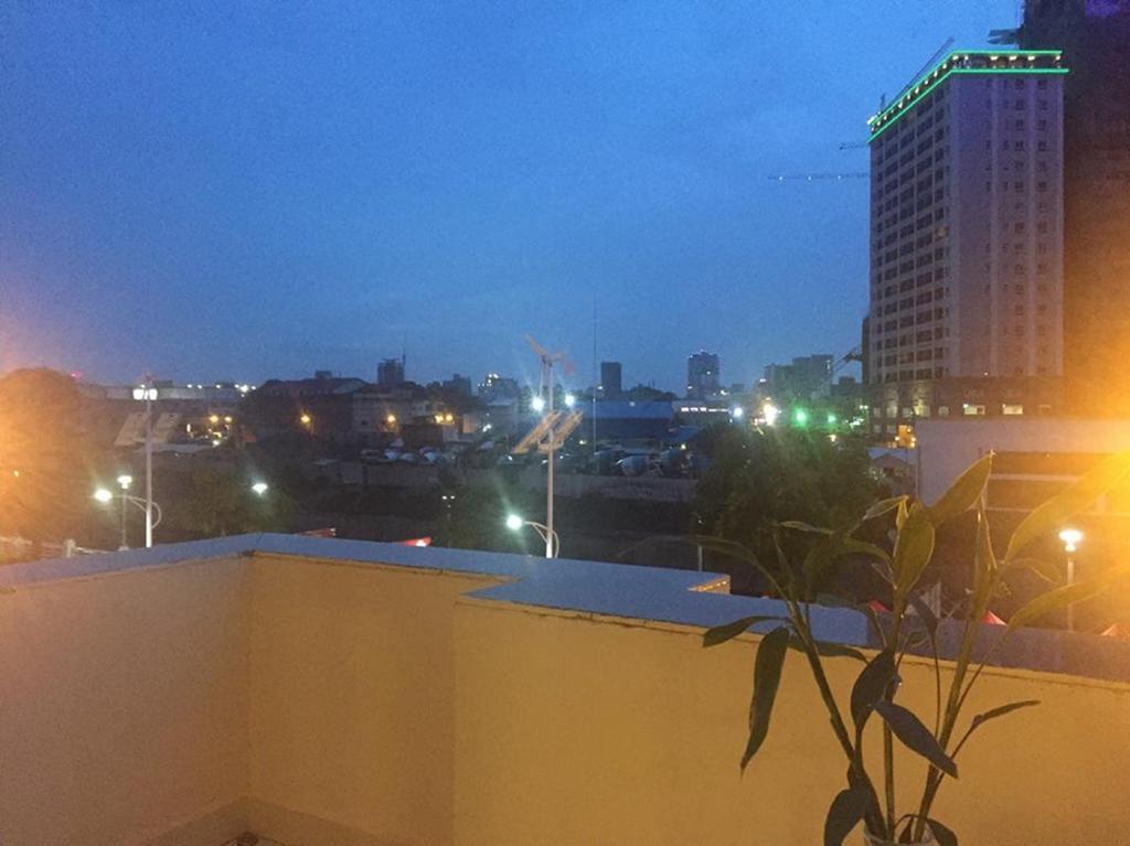 K9 Riverside Hotel Пном Пен Екстериор снимка