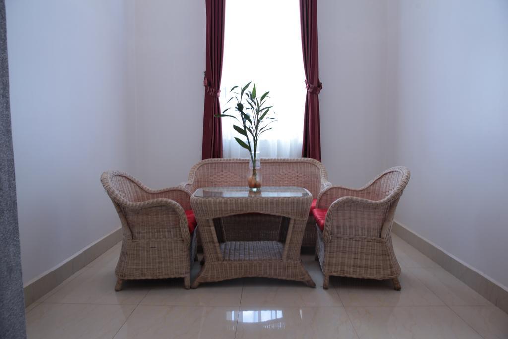 K9 Riverside Hotel Пном Пен Екстериор снимка